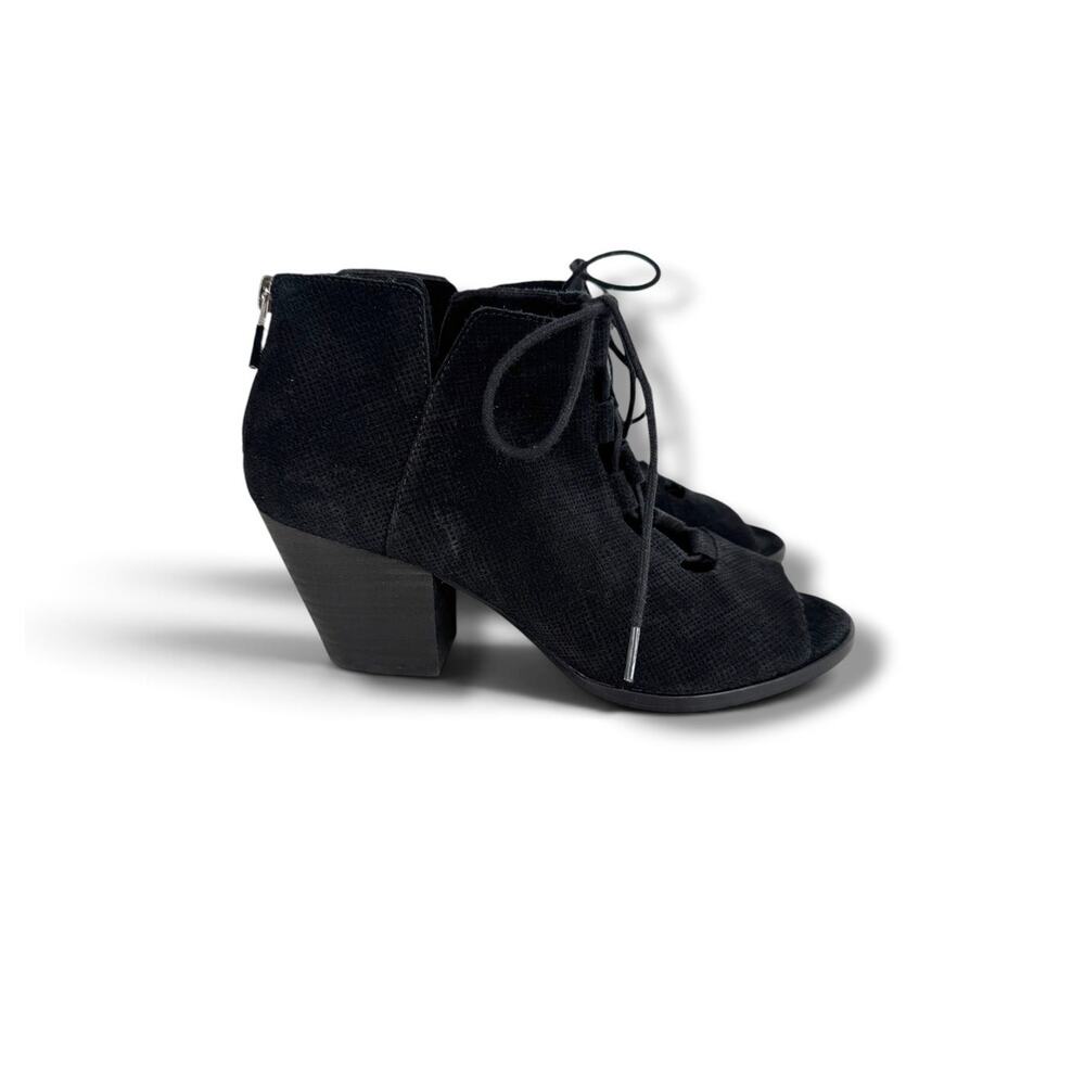 Eileen Fisher Slew booties 7.5 peep toe lace up zip block heel black leather